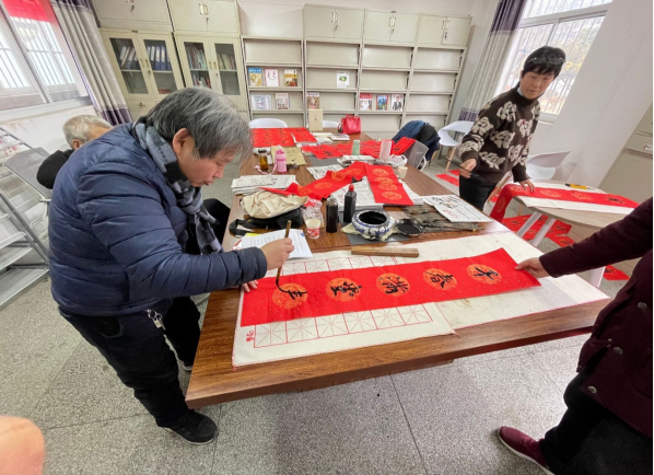 大通區文化館開展迎新春送春聯活動