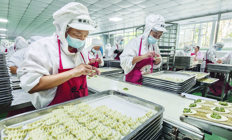 小水饺捏出“幸福味”